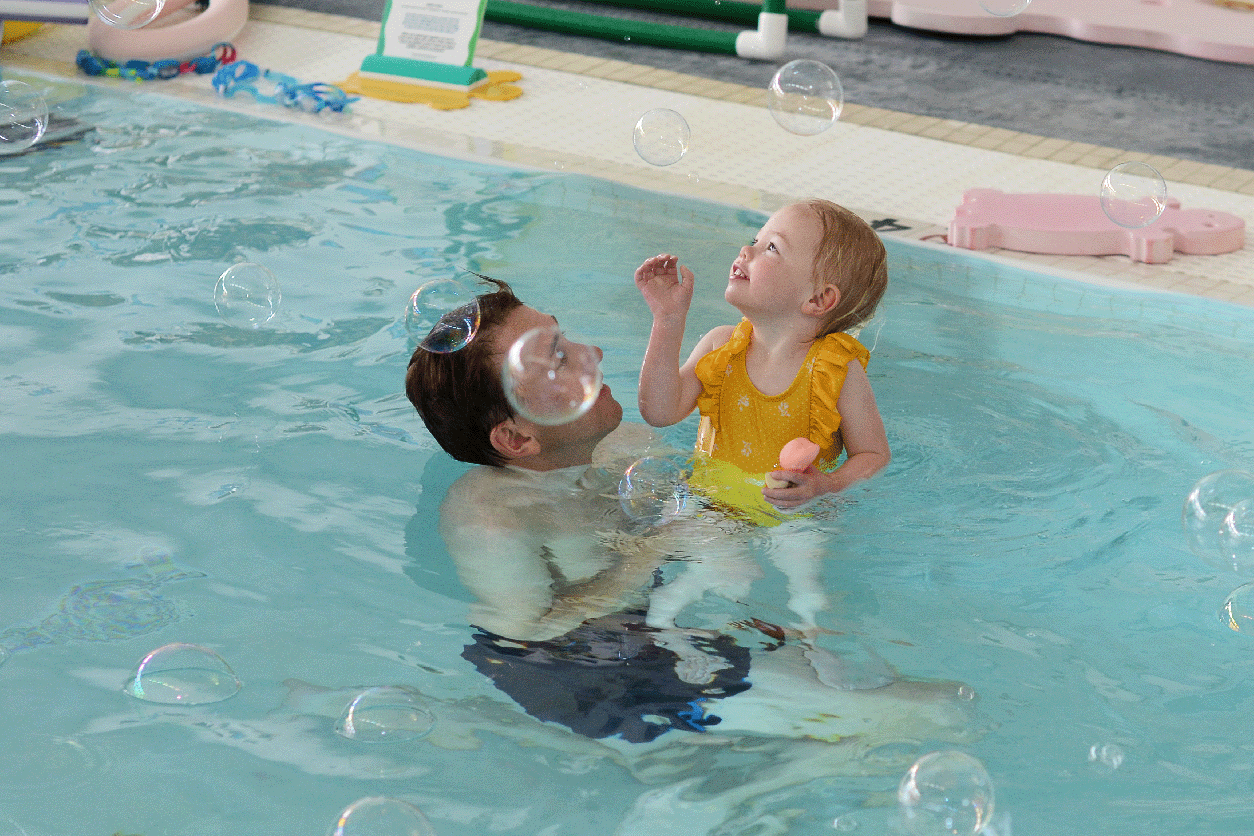 Otter Baby swim lessons starting at 6 mo | Little Otter Swim School
